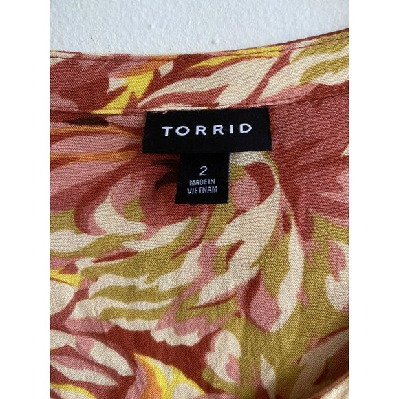 COPY - Torrid Blouse Plus Size 2X Multicolor Floral Short Flutter Sleeve Tie Ke… - Picture 4 of 8